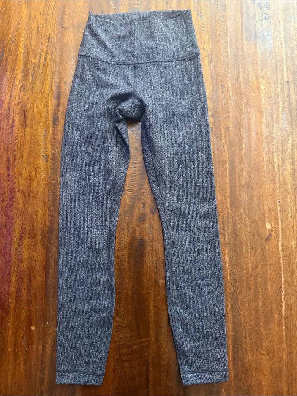 lululemon athletica Herringbone 7/8 Leggings NEW WITHOUT TAGS
